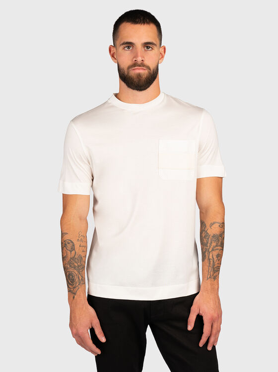 T-shirt with accent pocket - 1