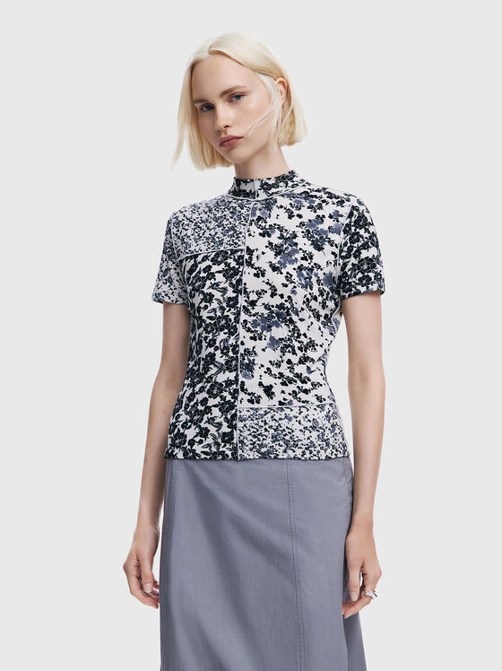Tricou cu imprimeu și cusături accentuate - 1