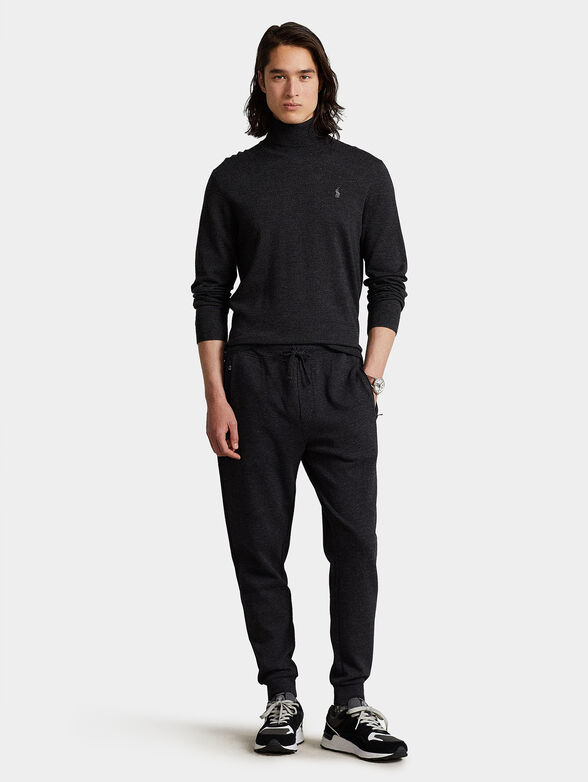 Black sports pants with logo embroidery - 4