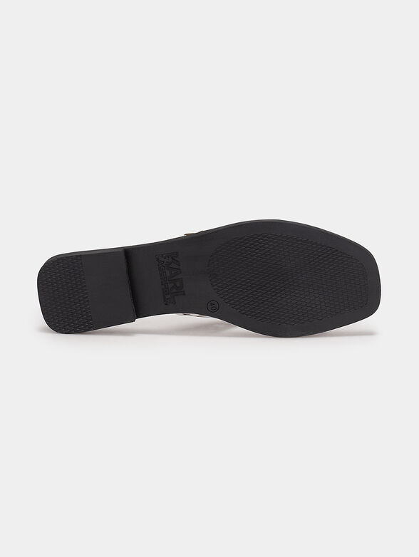 SKOOT leather slippers with logo accent - 5