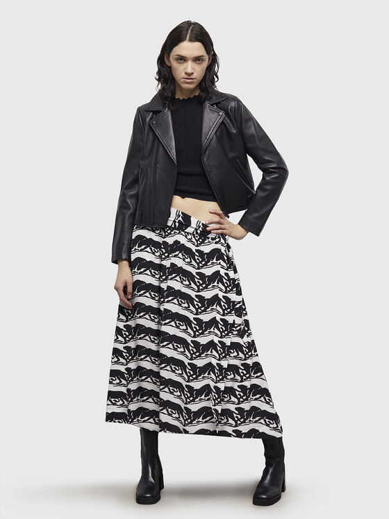 Long skirt with contrasting print - 1