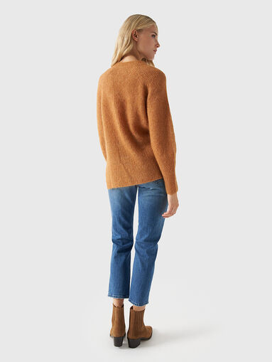Oval neck sweater in wool blend - 3