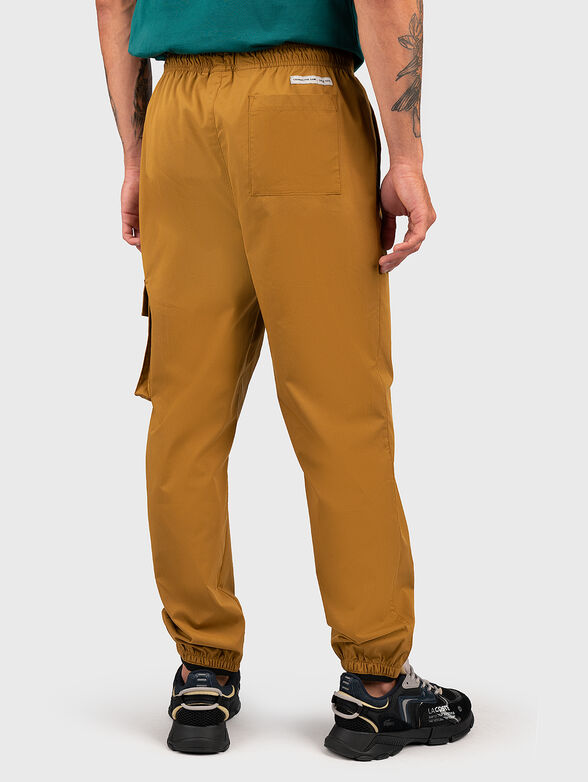 TURHAL sports trousers with accent pocket - 2