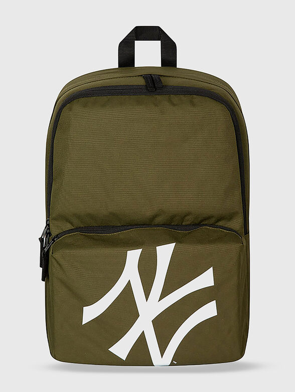 Backpack with contrasting logo - 1