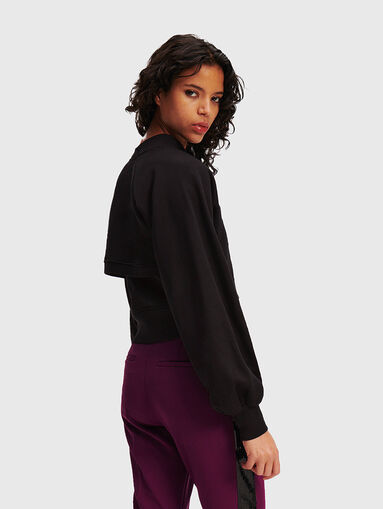Black sweatshirt with accent chain - 3