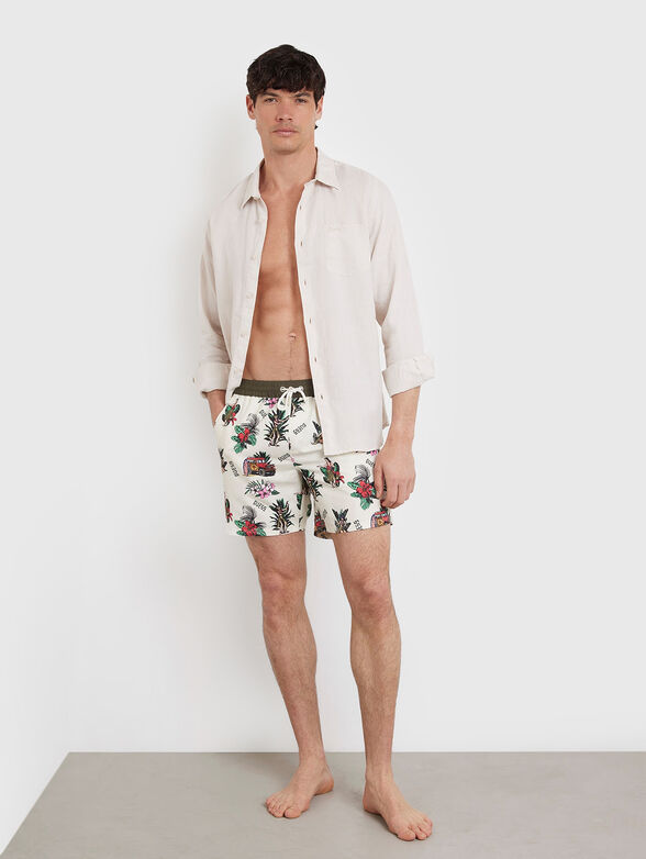 Beach shorts with floral print - 3