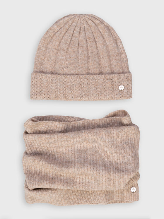 Knitted set hat and scarf - 1