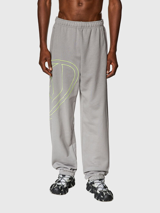 Logo-embroidered sweatpants in black 