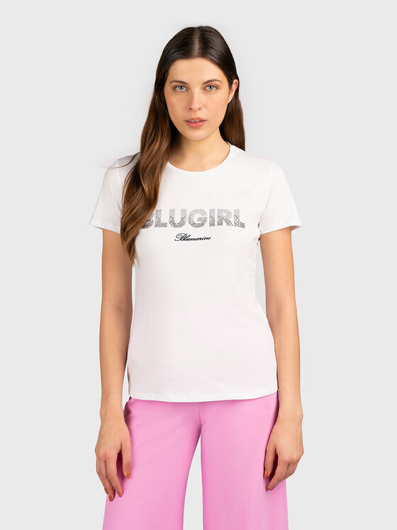 Tricou alb cu strasuri - 1