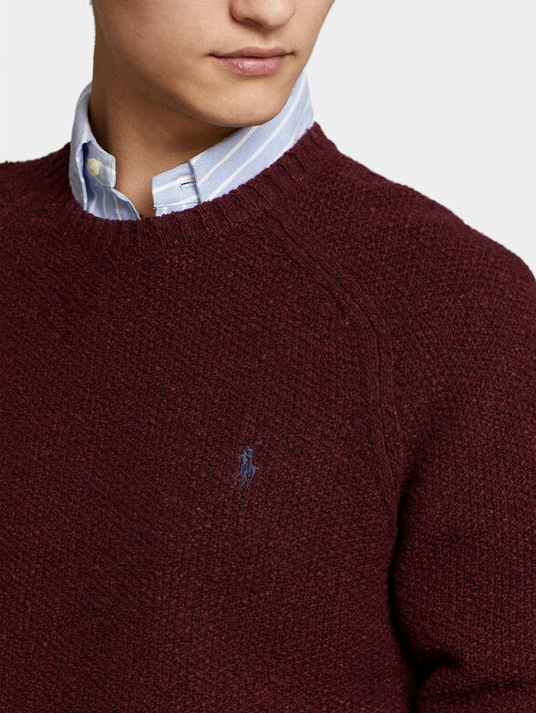 Sweater with oval neckline - 4