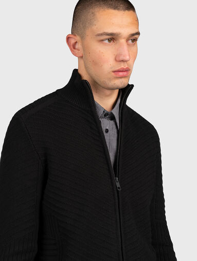 Knitted cardigan with zip - 4
