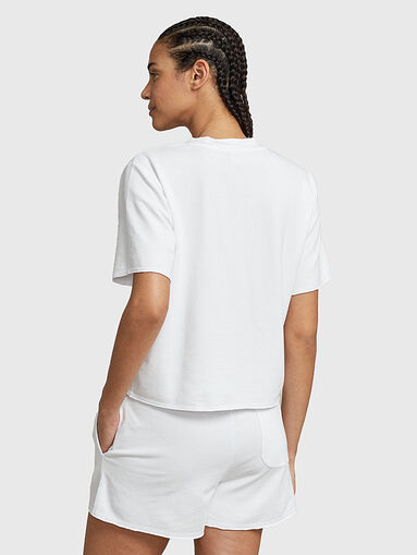 White two-piece pyjamas with logo accent - 3