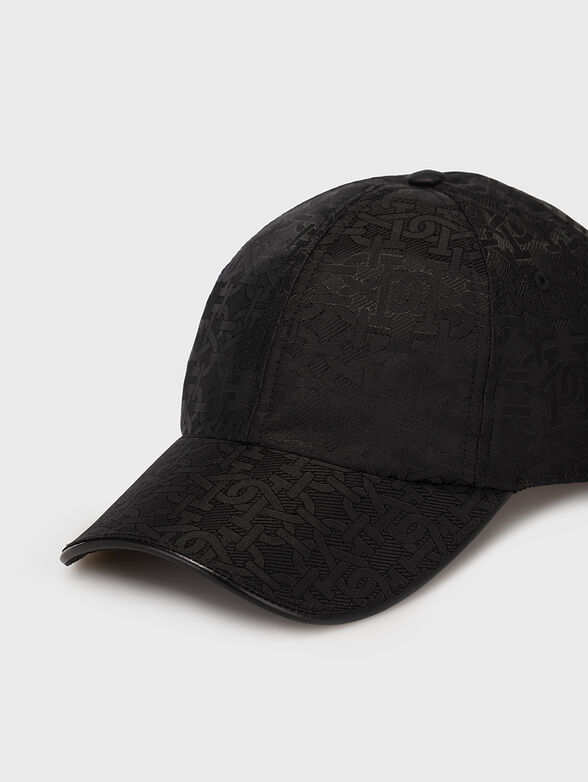 Black hat with monogram logo pattern - 4