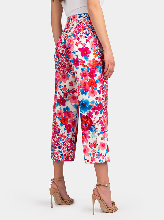 Cropped trousers with floral motifs - 2