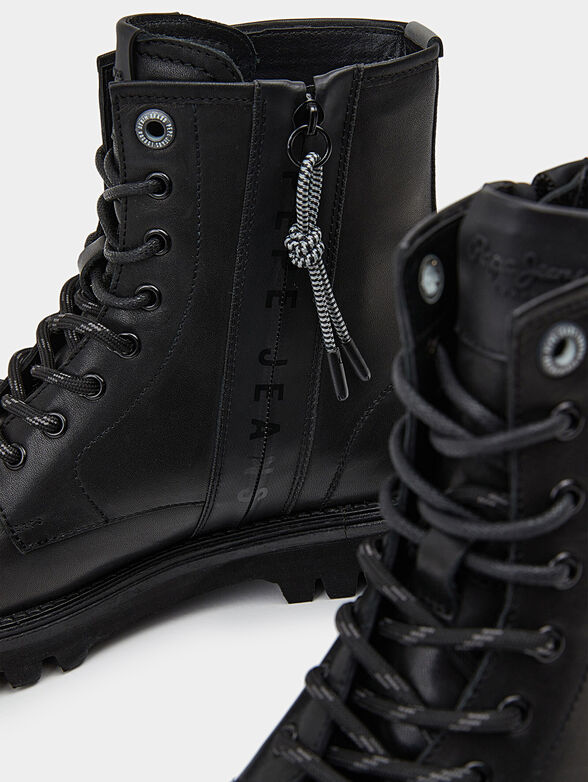 TRUCKER leather ankle boots with laces - 4