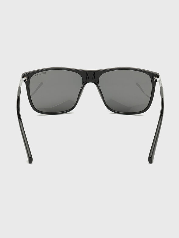 Sunglasses with logo - 4
