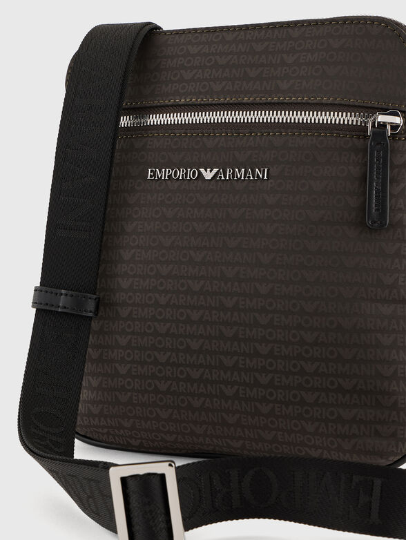 Crossbody bag with logo - 5