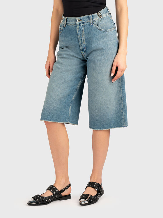Pantaloni scurți din denim cu logo - 1