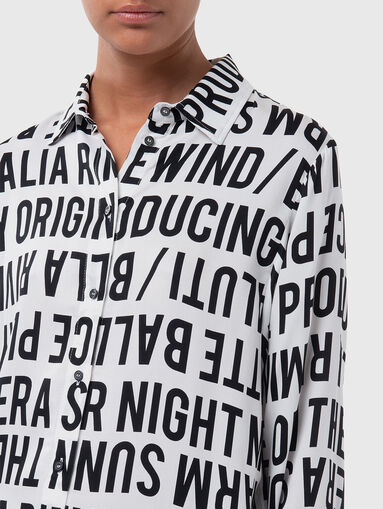 Shirt with accent inscriptions - 5