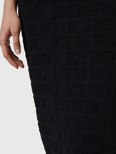 Knitted midi skirt with logo accent - 4