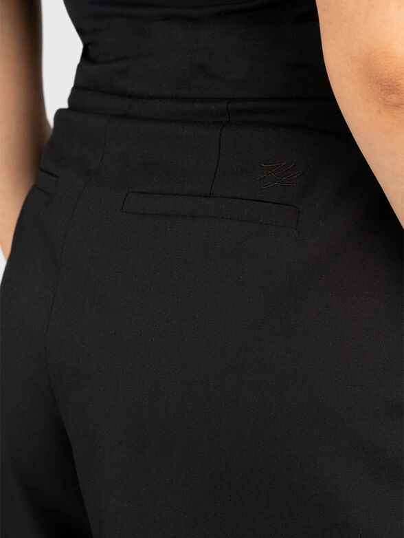 Trousers with high waist and wide legs - 4