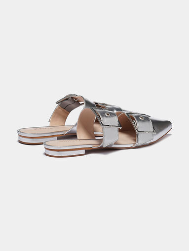 Silver flats - 3