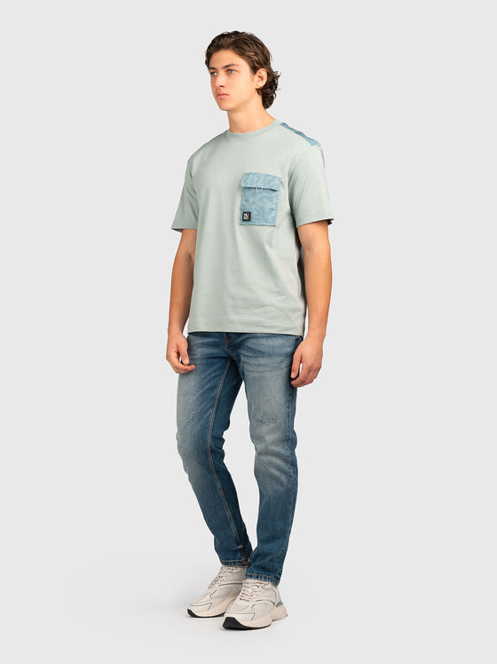 Tricou DABIENO cu buzunar de accent - 2