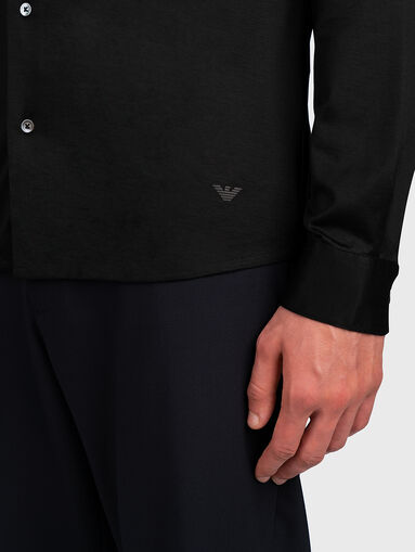 Black shirt - 4