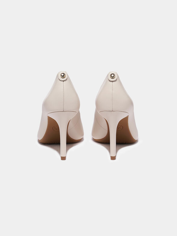 DOROTHY FLEX PUMP - 3