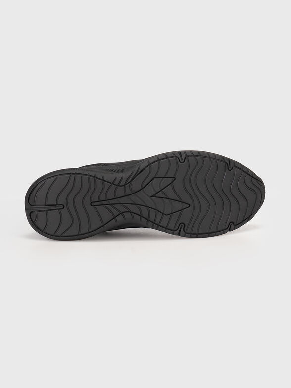 EAGLE 7 black sports shoes - 5