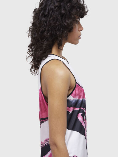 Long dress with contrasting print - 4