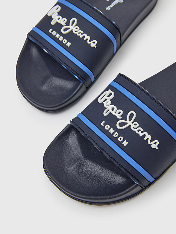 Beach slippers with logo detail - 4