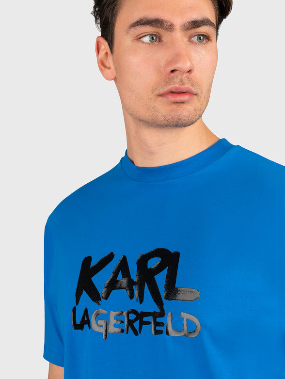 Beige T-shirt with contrasting logo lettering - 4