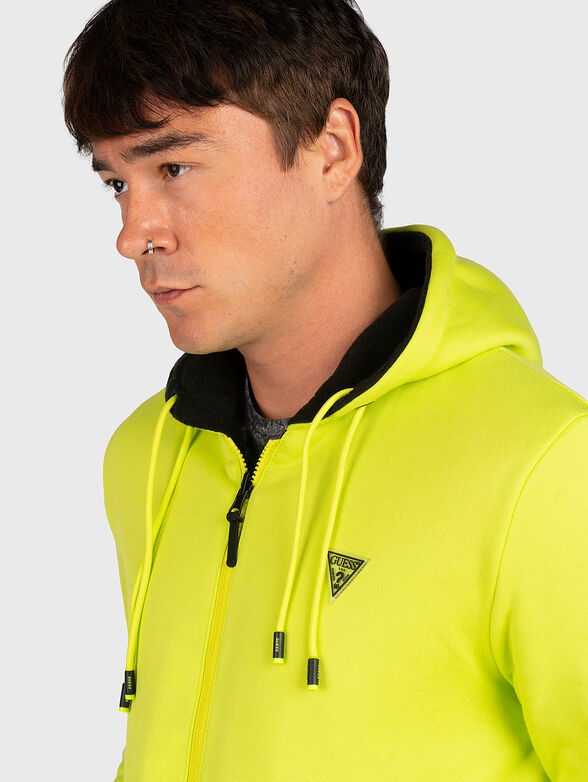 Reversible sports sweatshirt with hood - 5