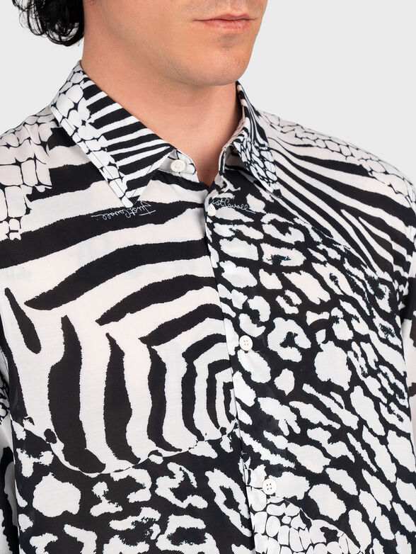 Shirt with accent patch and animal print - 3