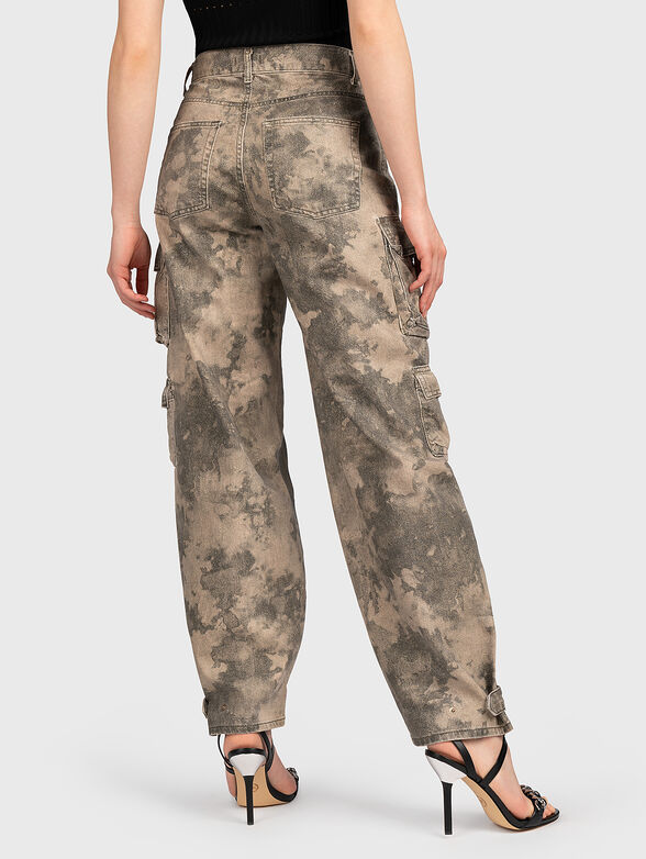 Jeans with camouflage print and accent pockets - 2