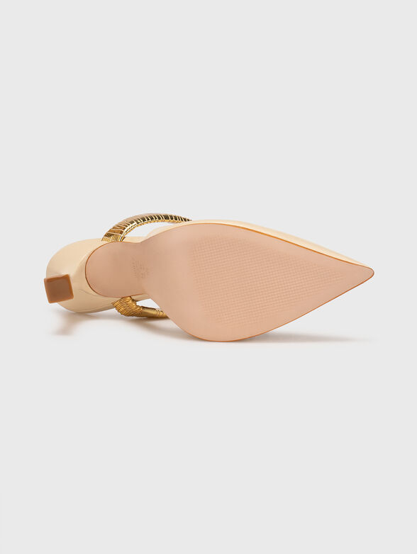 Pointed heeled sandals - 5