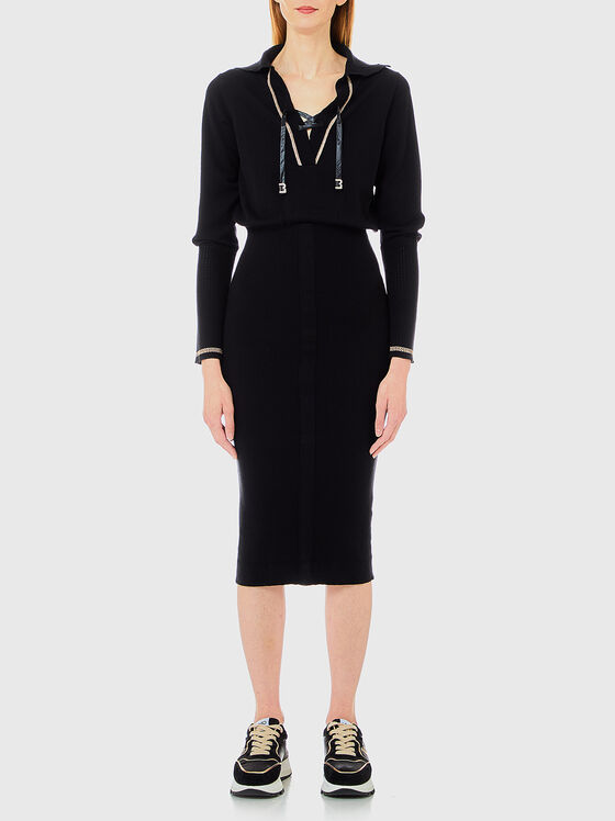 Black V-neck dress - 1