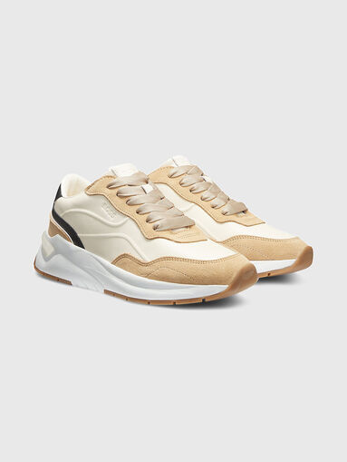 Sports shoes with suede details - 3