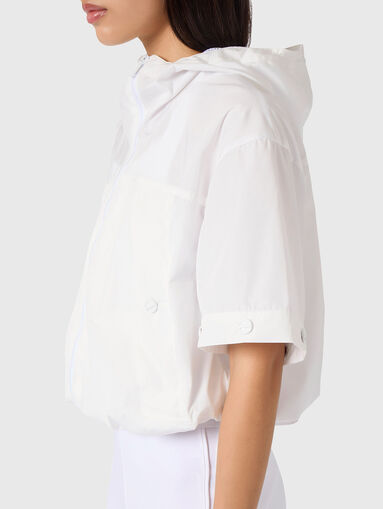 White jacket with hood and removable sleeves - 5