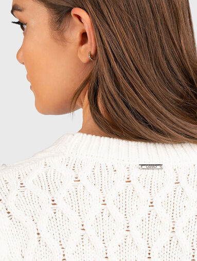 Short sleeve cardigan in white - 4