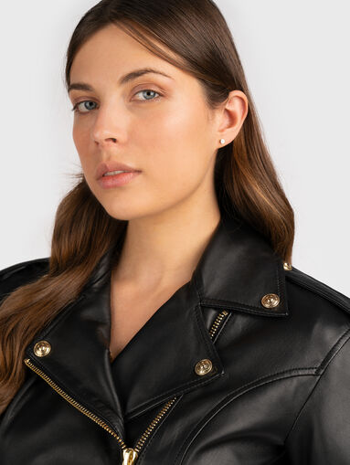 Cropped leather jacket with short sleeves - 5