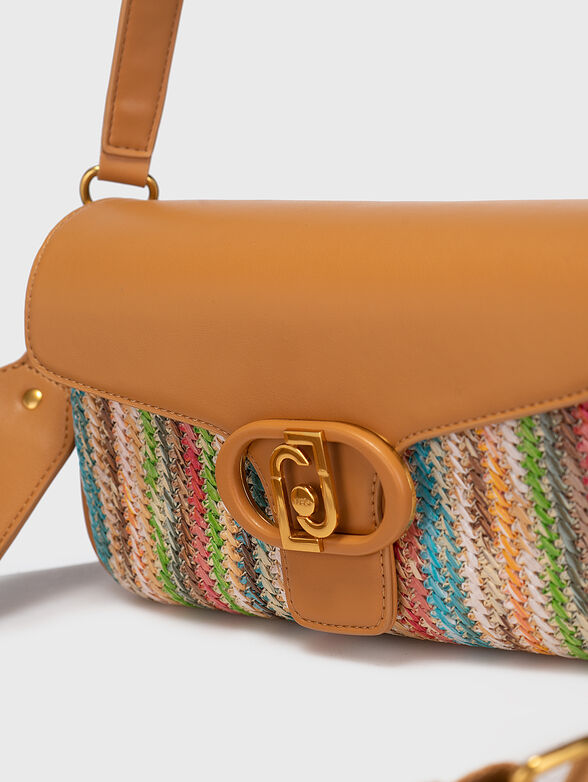 Striped bag with logo accent - 5