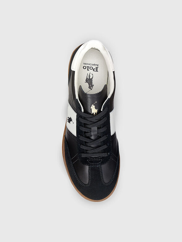 Sports shoes with contrasting details - 4