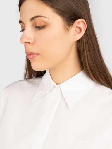 Long sleeved cotton shirt with accent back - 4