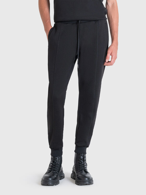 Pantaloni sport cu cusături accentuate - 1