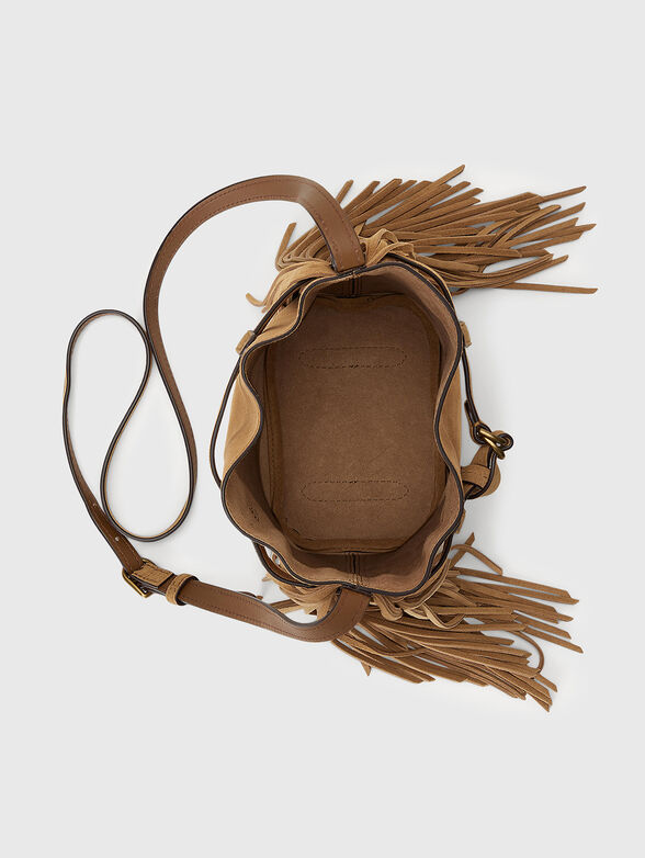Leather bucket bag with fringe - 5
