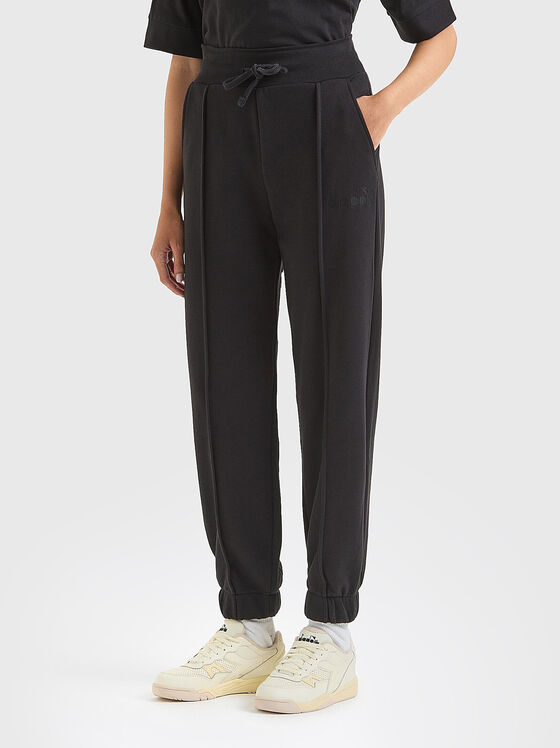 Sweatpants in black color - 1