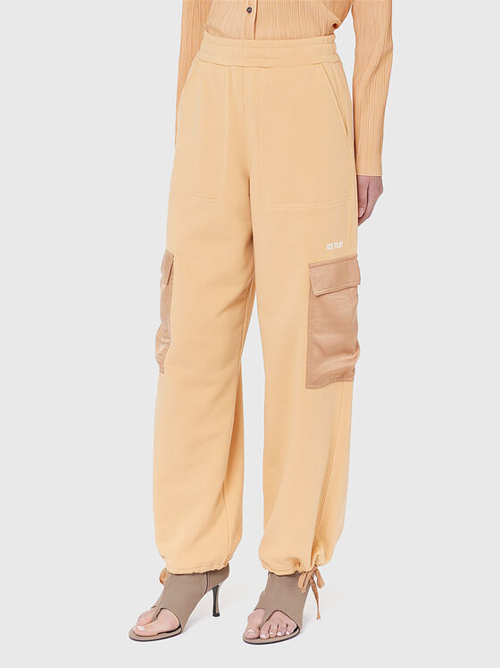 Pants with satin pockets - 1