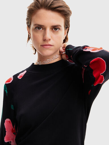 Sweater in viscose blend with floral accents  - 4